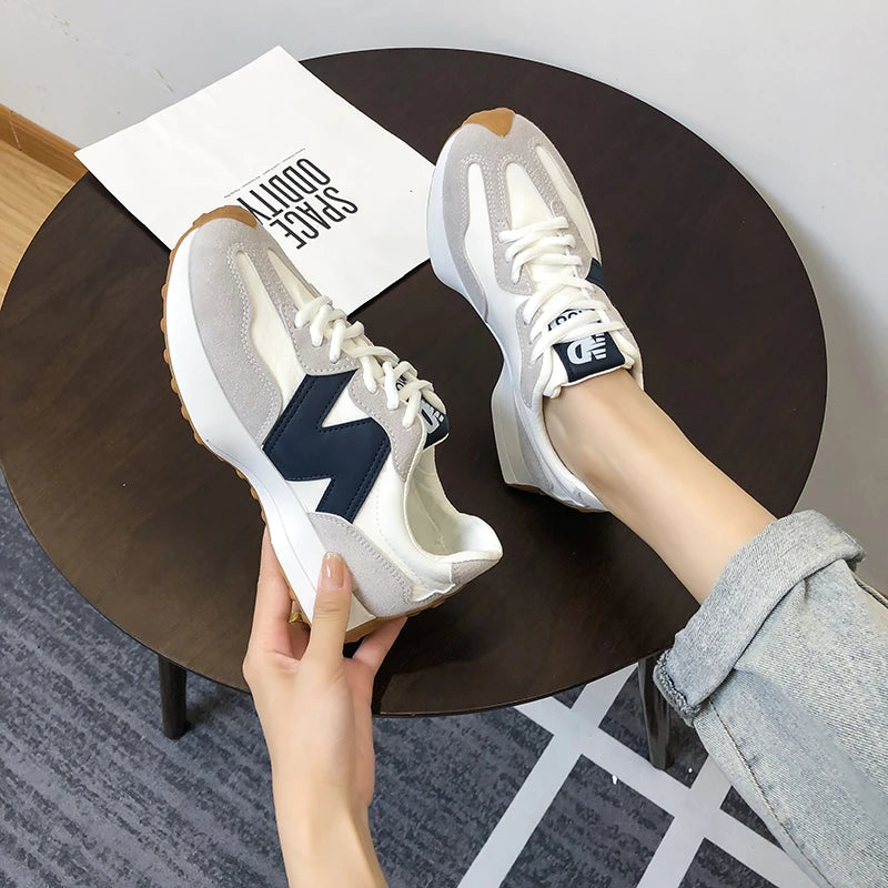 Women Sneakers 2023 New Spring Autumn Brand Luxury Vulcanize Shoes Casual Footwear Zapatillas Mujer Light Flat Breathable Shoes